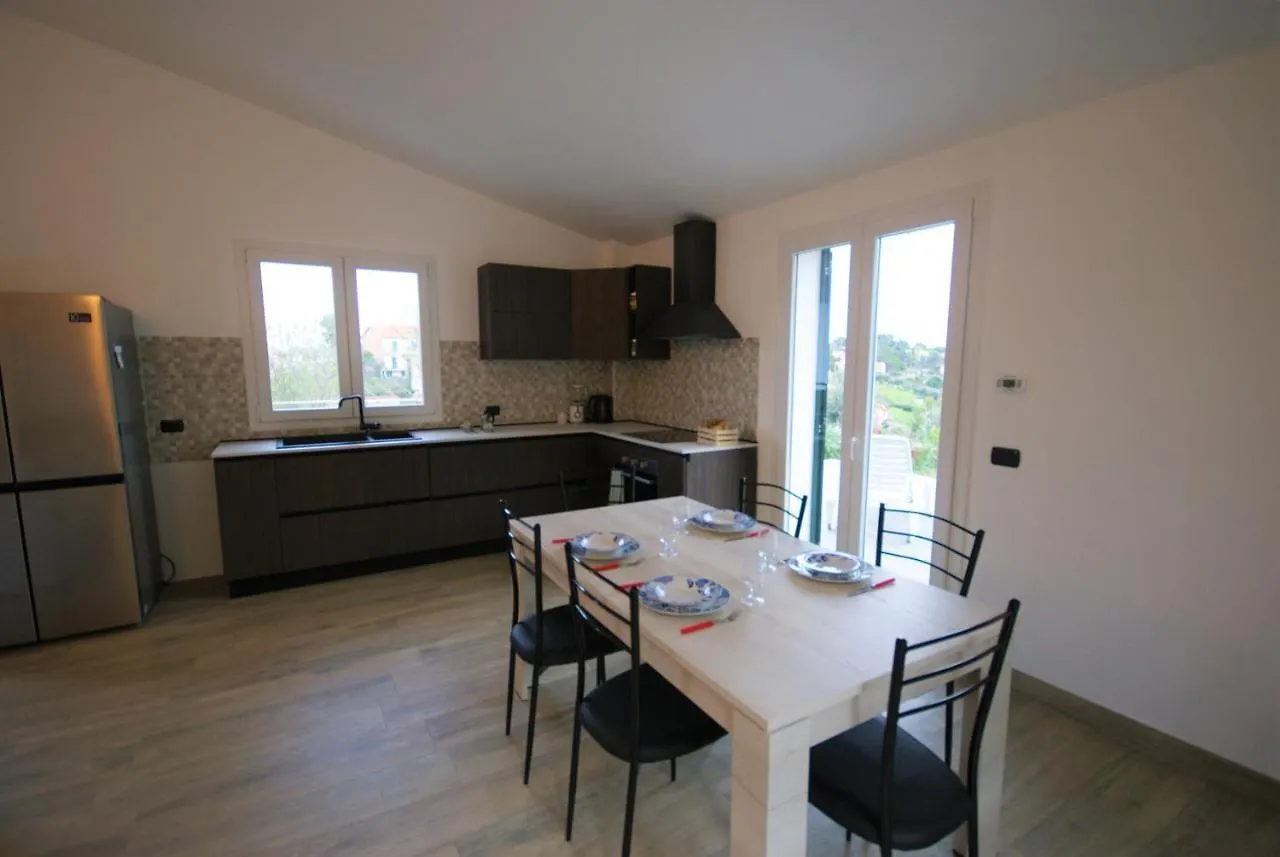 Casa Ele Villa Imperia Vakantiehuis